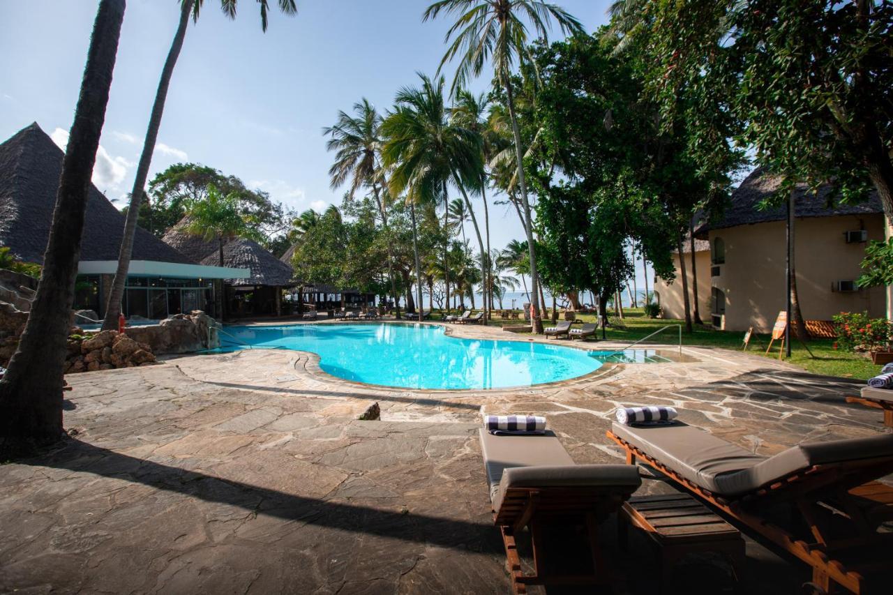 Severin Sea Lodge Mombasa Bagian luar foto