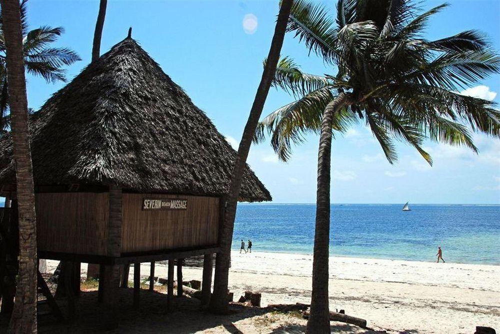 Severin Sea Lodge Mombasa Bagian luar foto