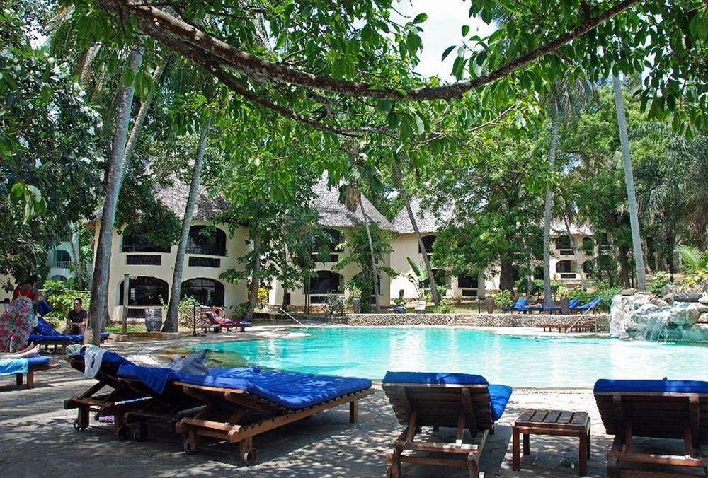 Severin Sea Lodge Mombasa Bagian luar foto