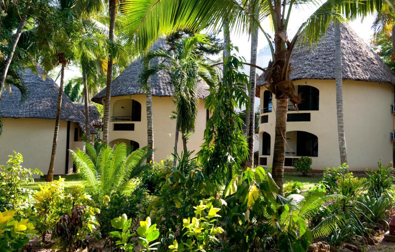 Severin Sea Lodge Mombasa Bagian luar foto